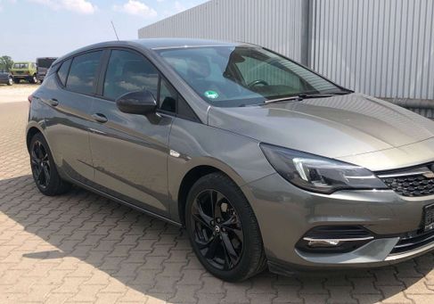 Opel Astra, 2021