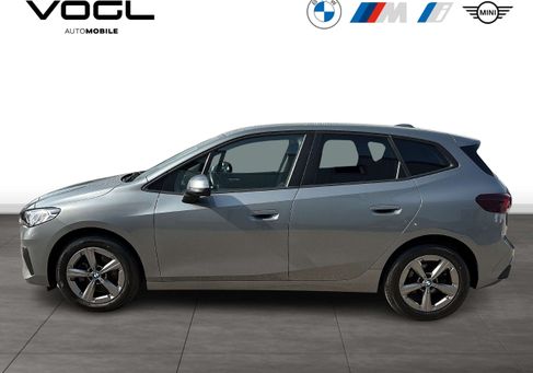 BMW 218, 2023
