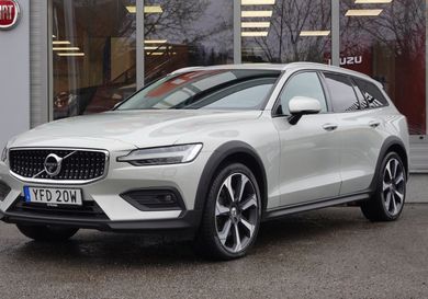 Volvo V60 Cross Country, 2021