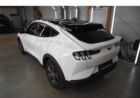 Ford Mustang Mach-E, 2022