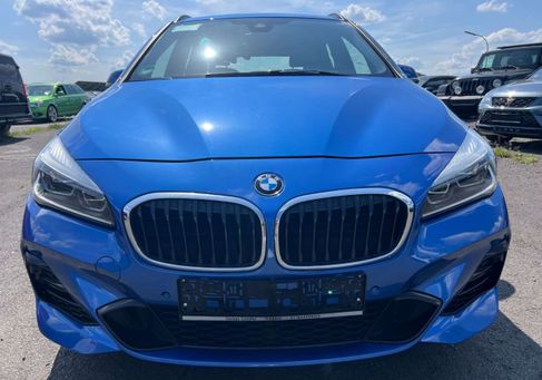 BMW 225, 2019