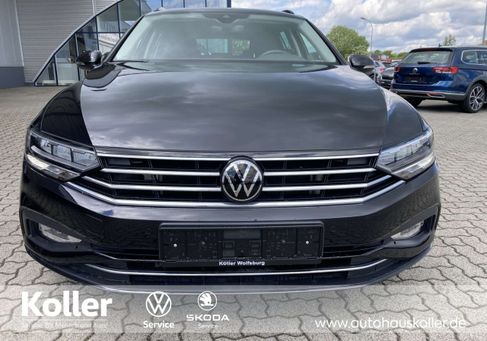 Volkswagen Passat, 2022