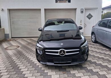Mercedes-Benz B 200, 2020