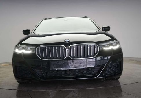 BMW 530, 2021