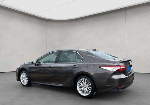 Toyota Camry, 2020
