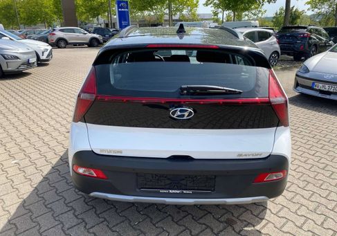 Hyundai Bayon, 2021 3