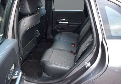 Mercedes-Benz B 250, 2023