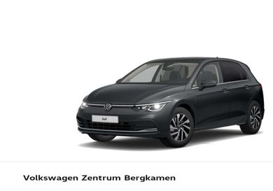 Volkswagen Golf, 2022