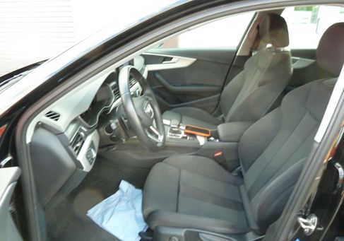 Audi A4, 2020 3