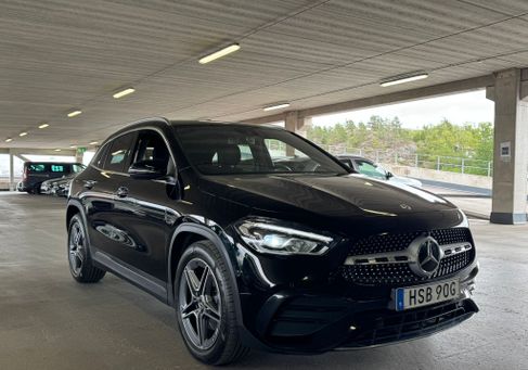 Mercedes-Benz GLA 220, 2022