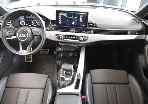 Audi A4, 2022