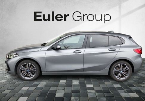 BMW 120, 2022 2