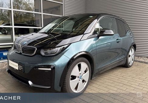 BMW 120, 2022