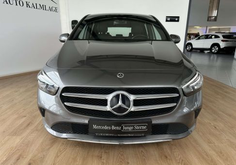 Mercedes-Benz B 200, 2021