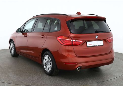 BMW 218, 2021