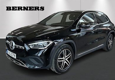 Mercedes-Benz GLA 200, 2021