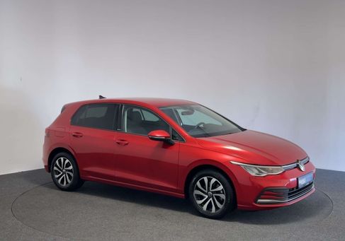 Volkswagen Golf, 2023 3