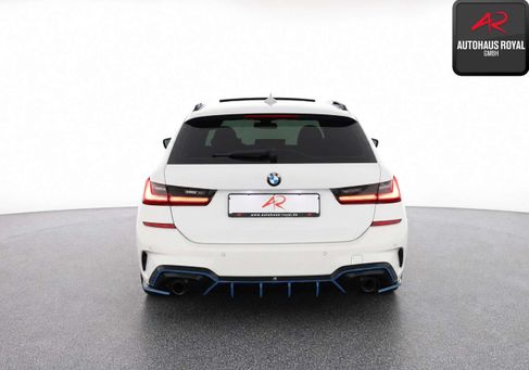 BMW 330, 2020 3