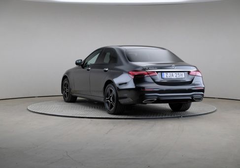 Mercedes-Benz E 300, 2023 2
