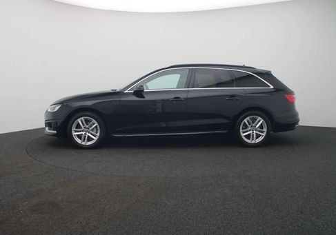 Audi A4, 2023 2