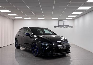 Volkswagen Golf, 2024