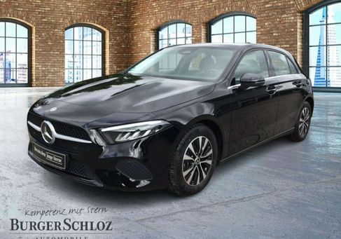 Mercedes-Benz A 180, 2025