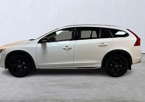 Volvo V60 Cross Country, 2016