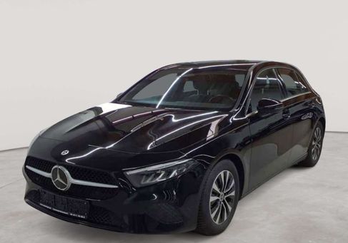 Mercedes-Benz A 180, 2023