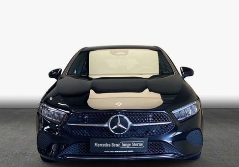 Mercedes-Benz A 200, 2025