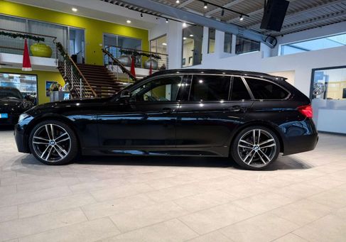 BMW 330, 2018