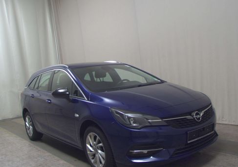 Opel Astra, 2021