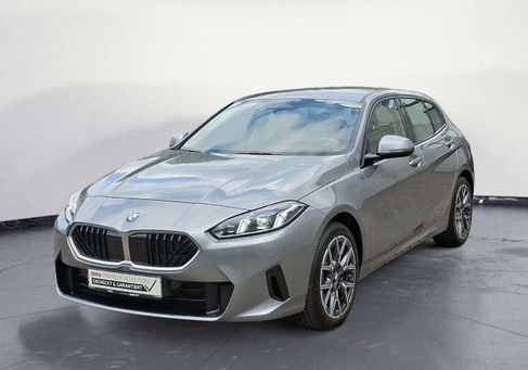 BMW 120, 2025