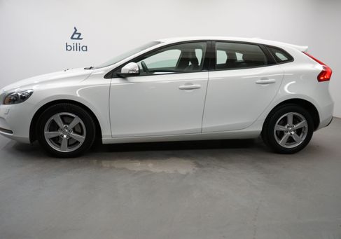 Volvo V40, 2018