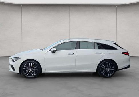 Mercedes-Benz CLA 180, 2025