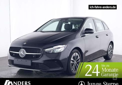 Mercedes-Benz B 180, 2023