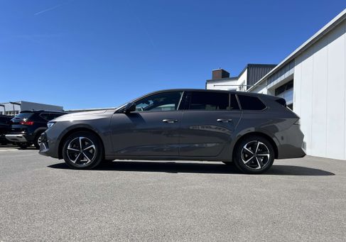 Opel Astra, 2025