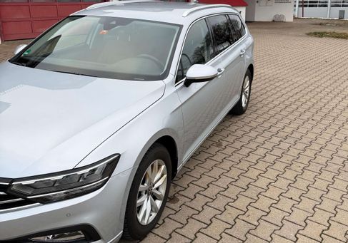Volkswagen Passat Variant, 2023 3