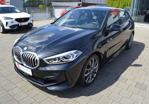 BMW 118, 2020