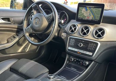 Mercedes-Benz GLA 220, 2019