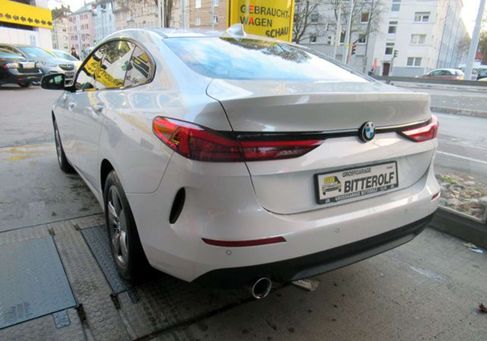 BMW 216, 2023 3