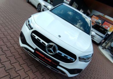 Mercedes-Benz GLA 200, 2020
