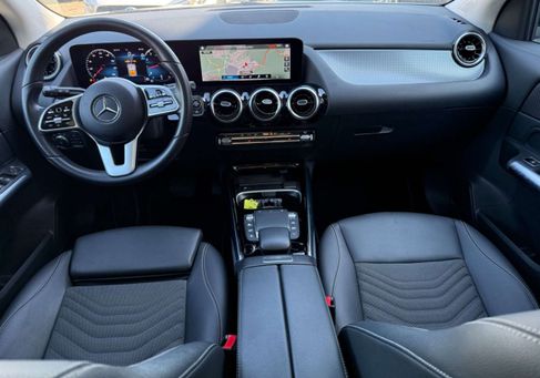 Mercedes-Benz GLA 250, 2023