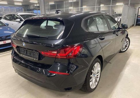 BMW 1 Serija, 2021