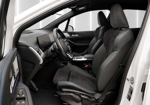 BMW 218, 2023 2