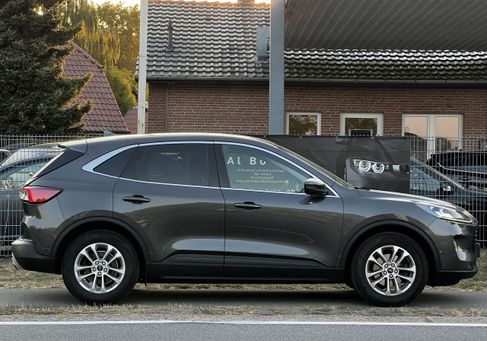 Ford Kuga, 2021