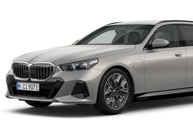 BMW 530, 2026
