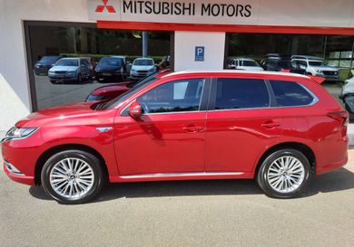 Mitsubishi Outlander, 2020