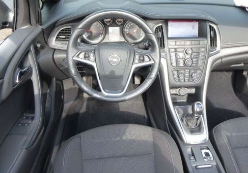 Opel Cascada, 2017