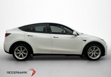 Tesla Model Y, 2023