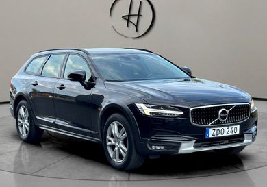 Volvo V90 Cross Country, 2018